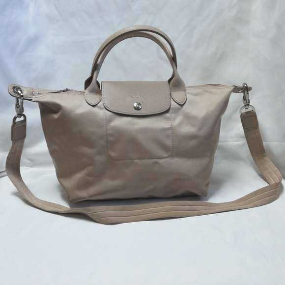 Longchamp Handbags - Longchamp nylon tote purse
